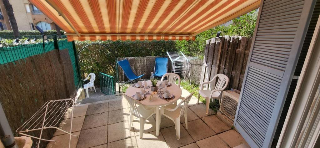 Mazet 5 pers plage parking gratuit wifi clim photo 4