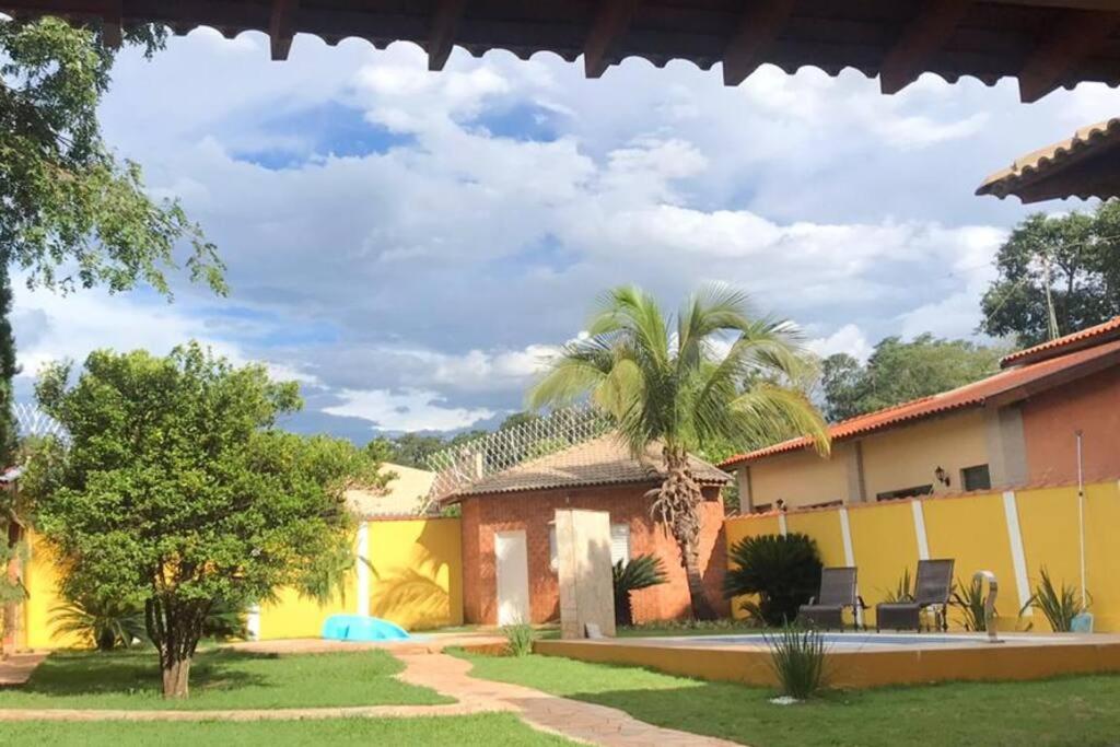Chácara - espaço, conforto e lazer.
