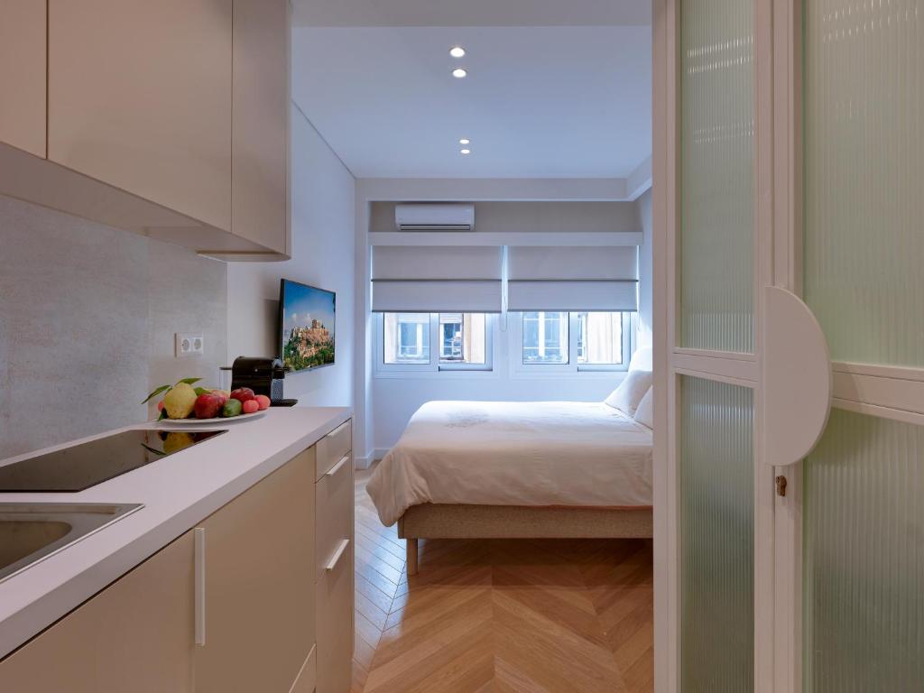 The Athenaeum Suites - 3 - Tap to explore photos
