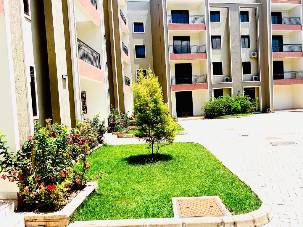 Julie Heights Apartments photo 3