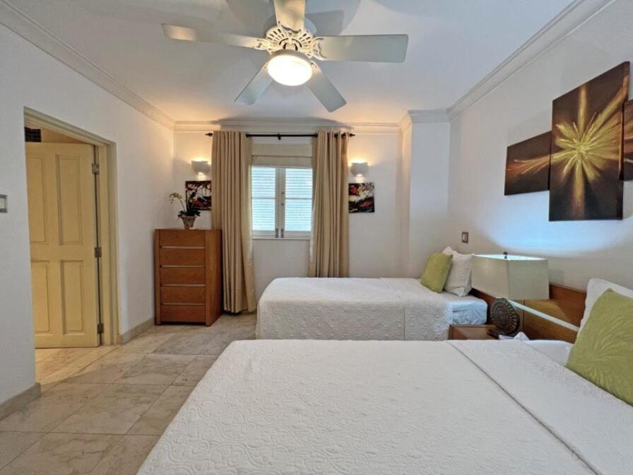 Waterside Apartment 101 by Island Villas photo 4