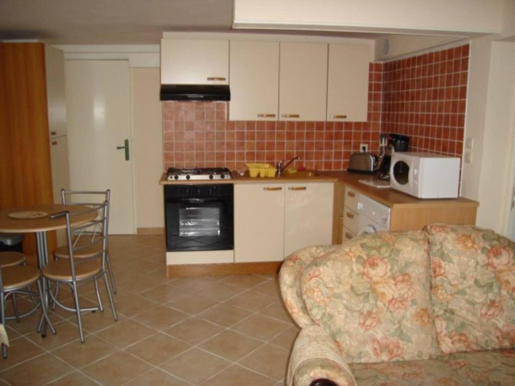 Appartement de 2 chambres a Mensignac photo 1