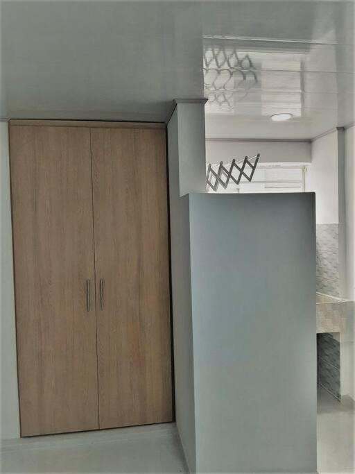 Apartaestudios White And Grey photo 2
