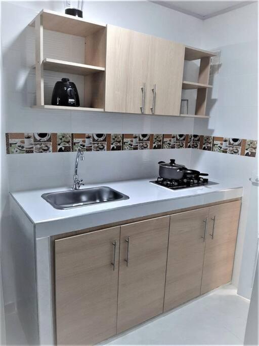 Apartaestudios White And Grey photo 1