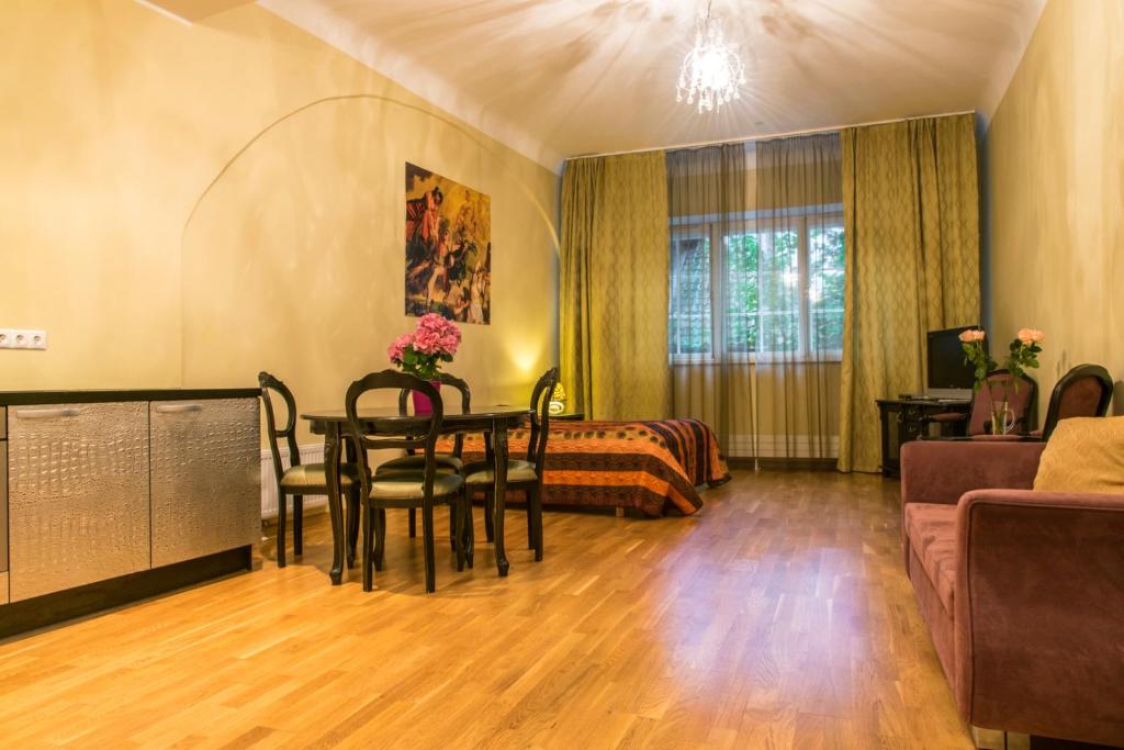Студио (Номер-студио), Pikk 49 Old Town Residence