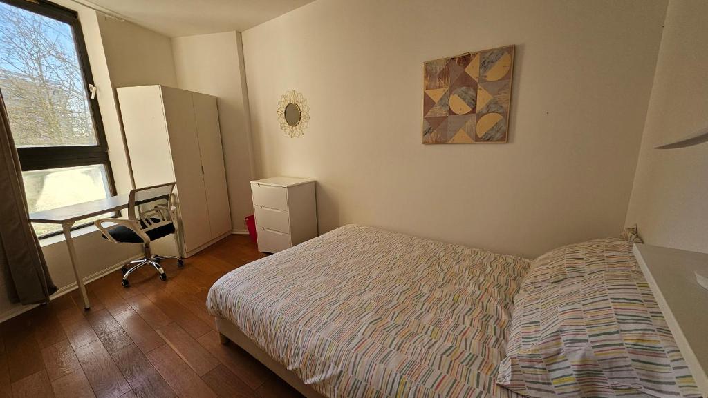 The Lake House rooms - 20 min to Paris by metro photo 1