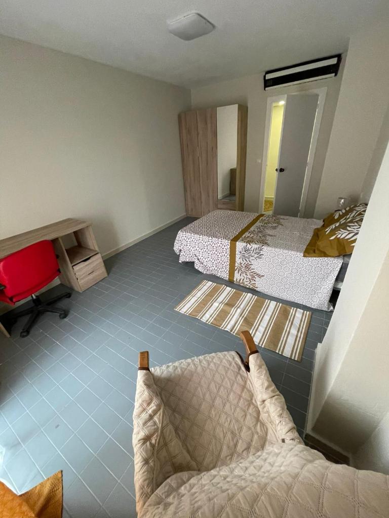 RAYMAR HOUSE photo 2