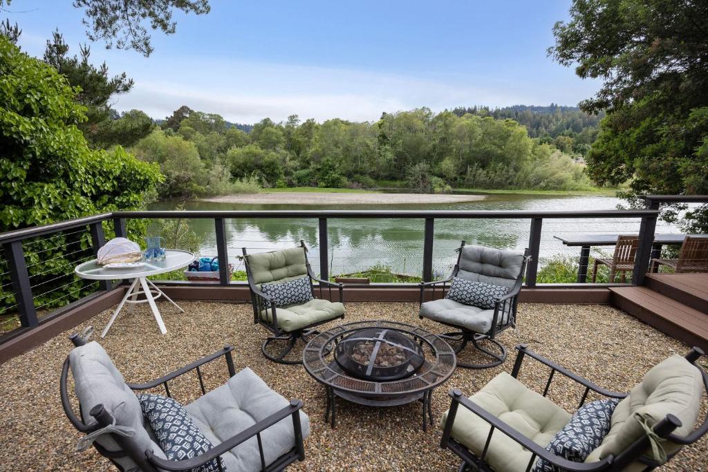 The Retreat at River Gardens photo 3