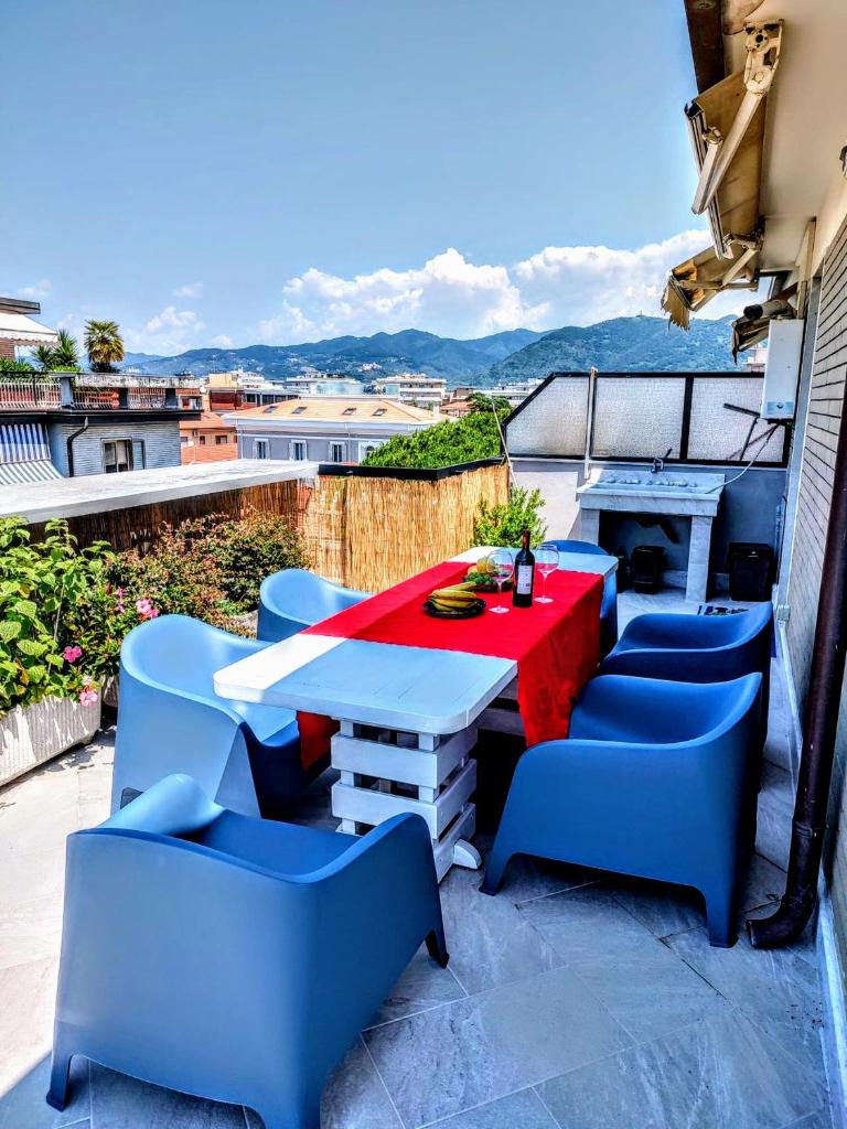 -Penthouse con Terrazza Panoramica -Free Parking- photo 1