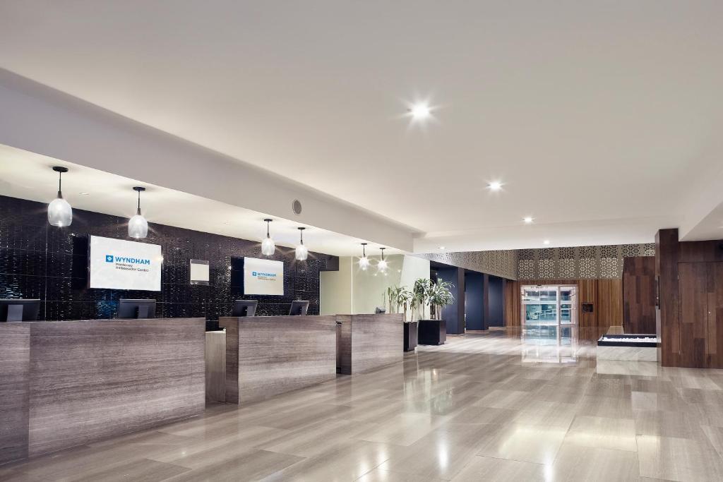 Wyndham Monterrey Ambassador Centro photo 1