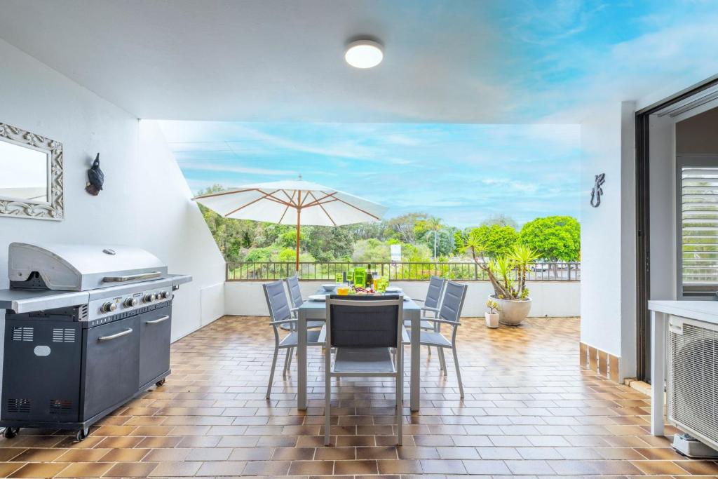 14 The Dunes large unit with pool tennis court and directly across from Fingal beach photo 3