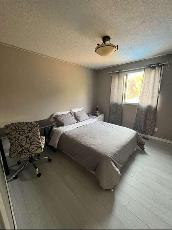 Specious Kamloops House for relaxation with great view in prestigious Sahali. photo 4