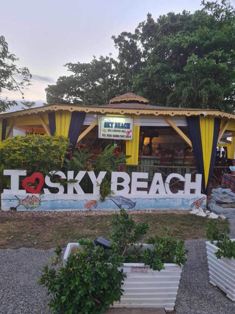 Sky Beach Rooms photo 1