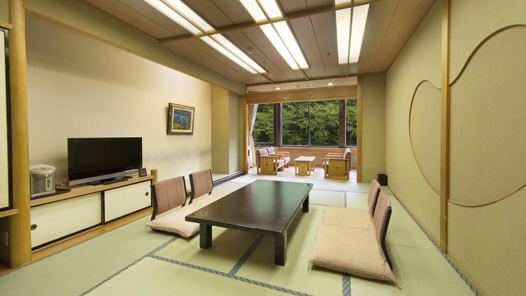 Minakami Hotel Juraku photo 1