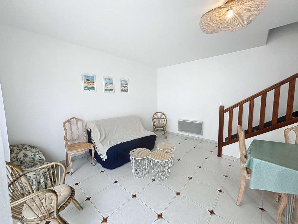 Maison Jullouville, 3 pièces, 5 personnes - FR-1-361-114 photo 4