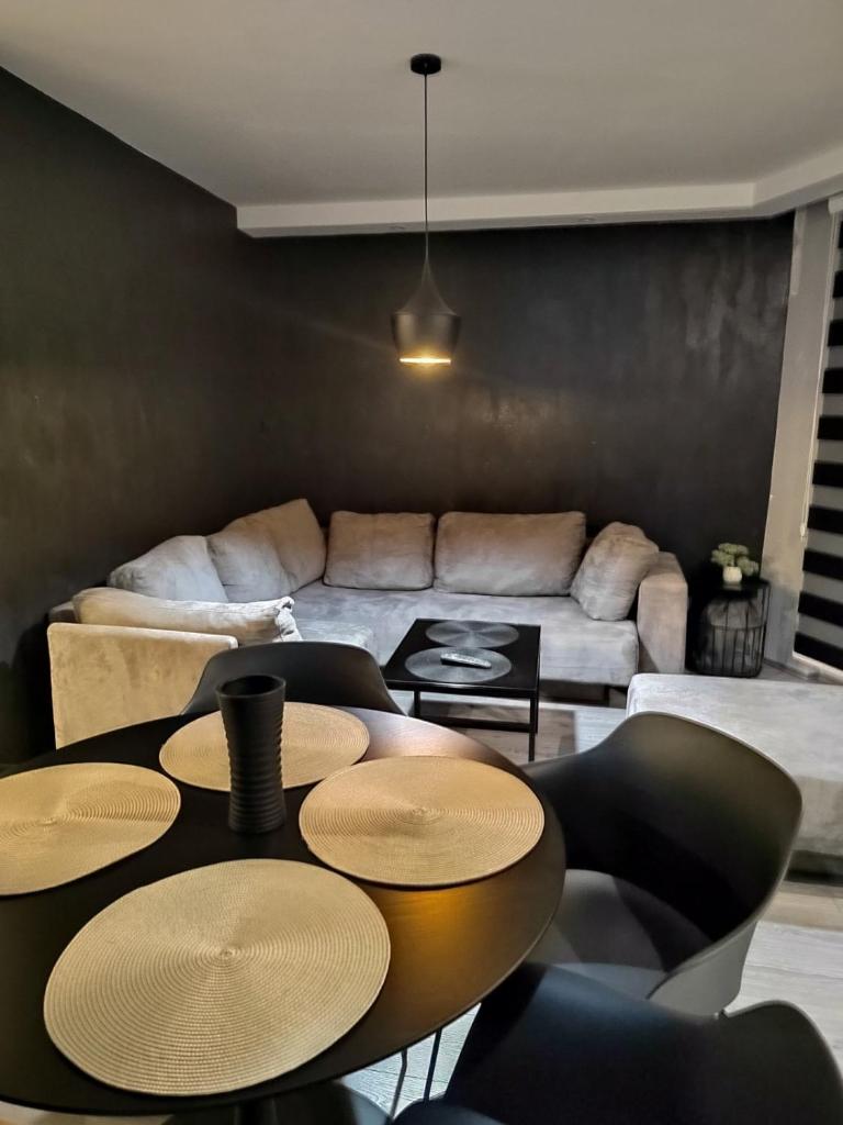 Apartment Triangle photo 3