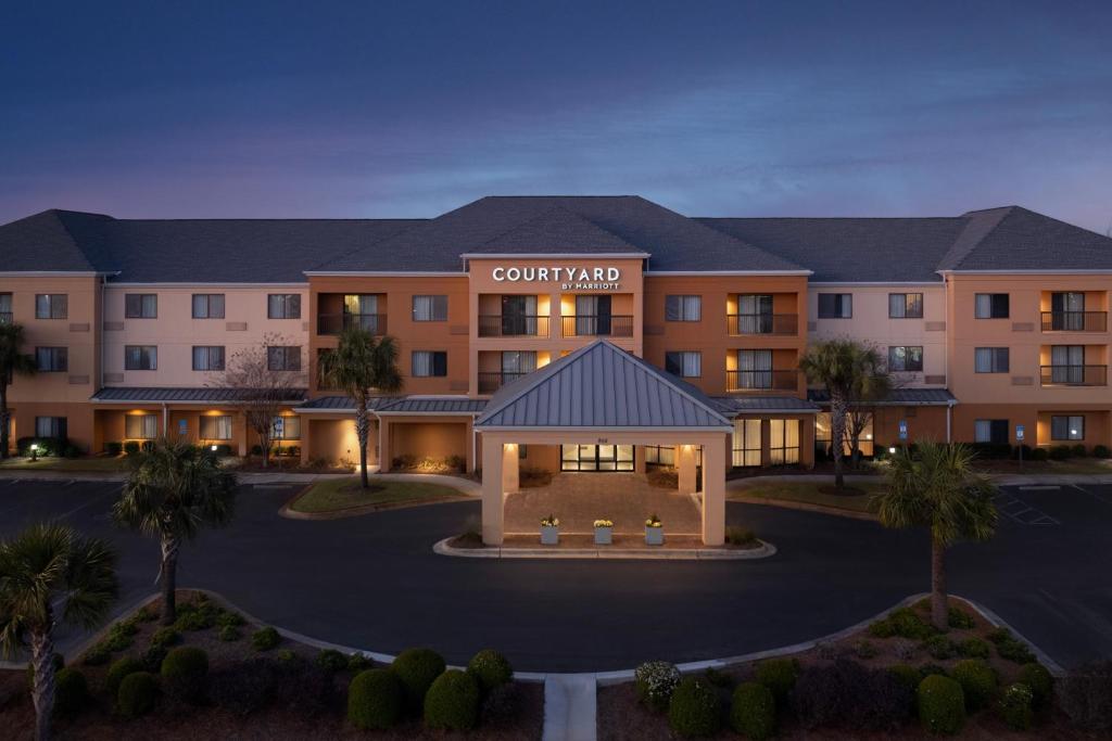 Courtyard by Marriott Panama City image