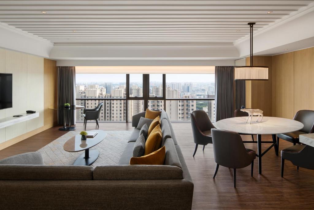 New World Langfang Hotel photo 3
