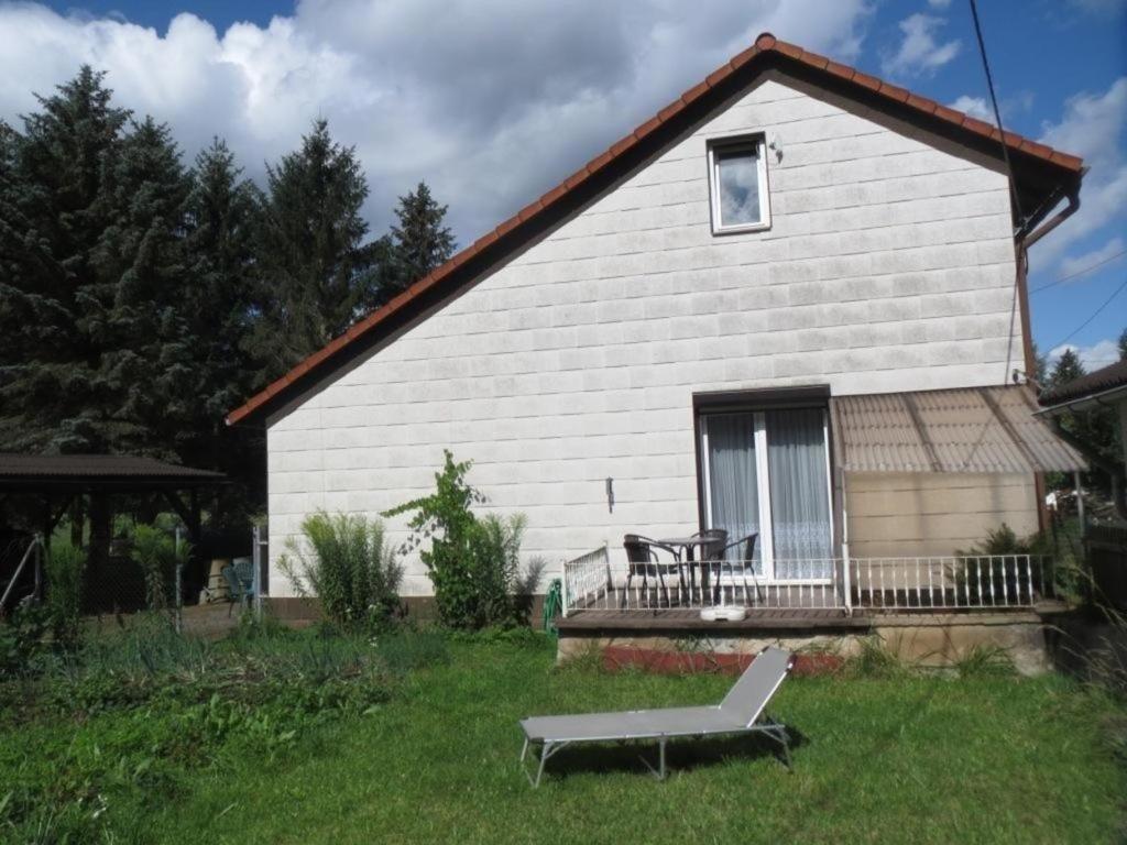 Ferienhaus in ruhiger Lage in der Nähe zahlreicher Wanderrouten, Reitmöglichkeit
