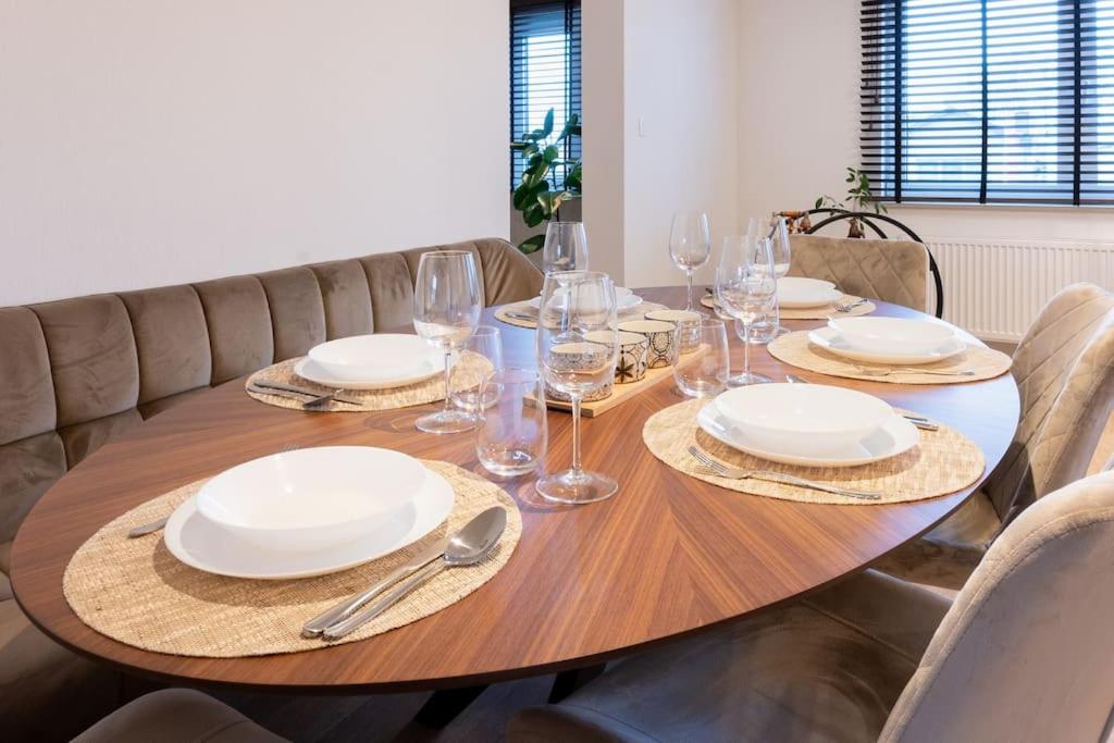 Stijlvol appartement met jacuzzi & sauna photo 1