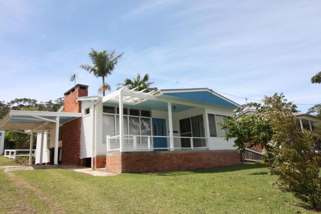 All Serene located directly opposite Berringer Lake