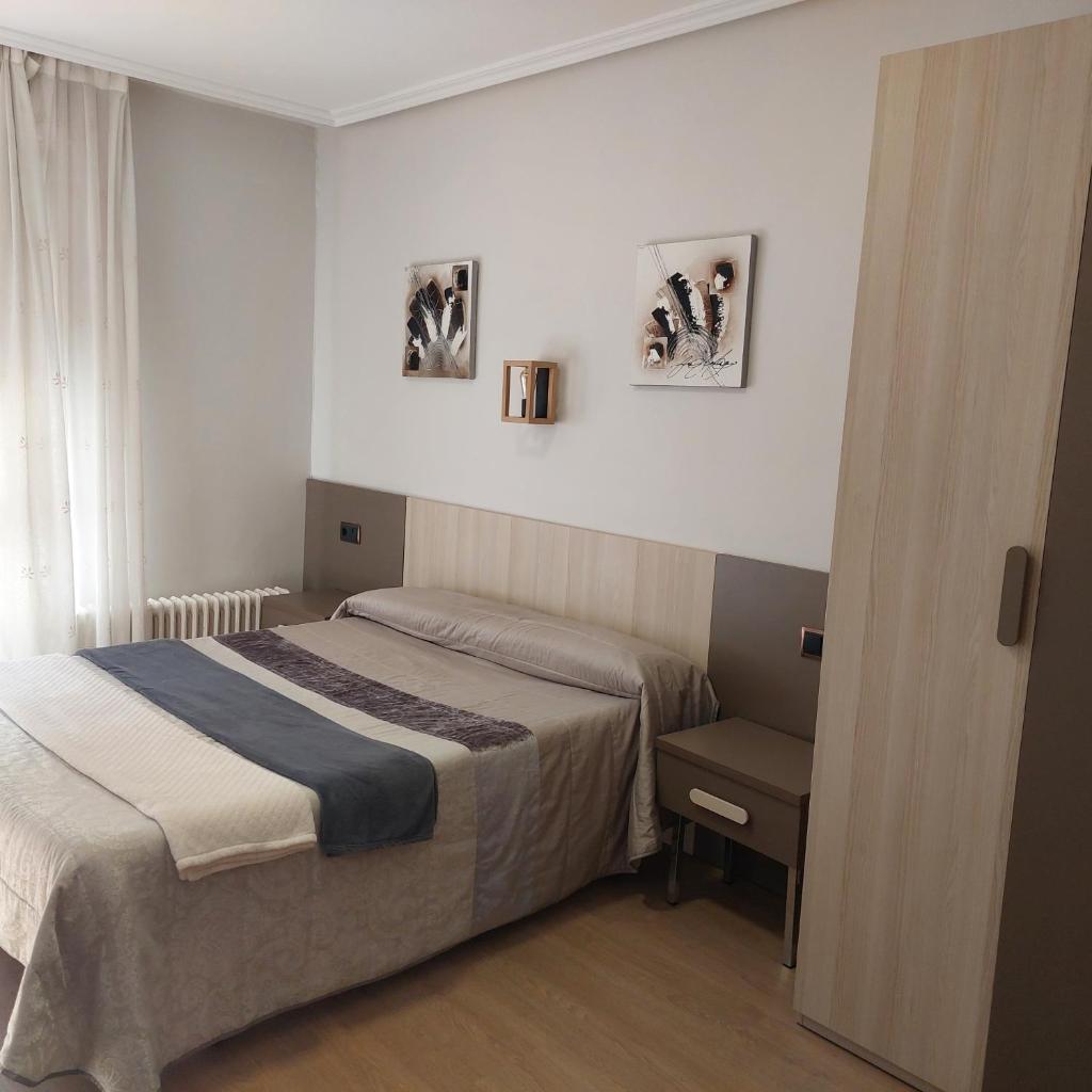 Habitaciones Javier photo 1