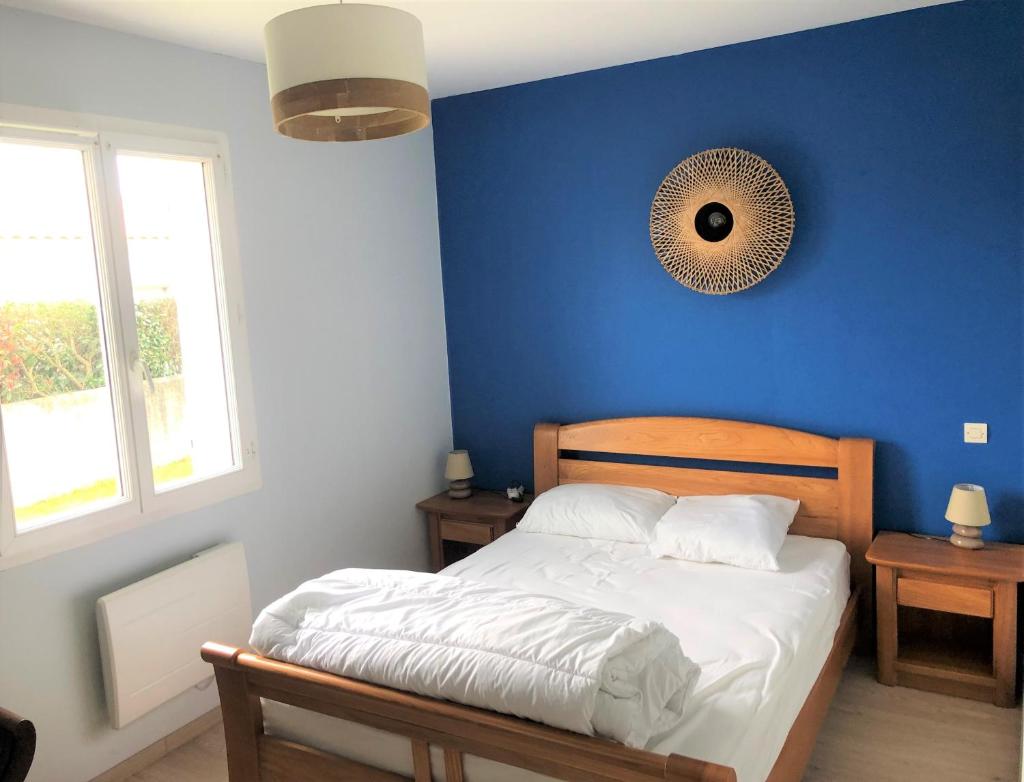 Agréable maison ensoleillée avec jardin arboré photo 1