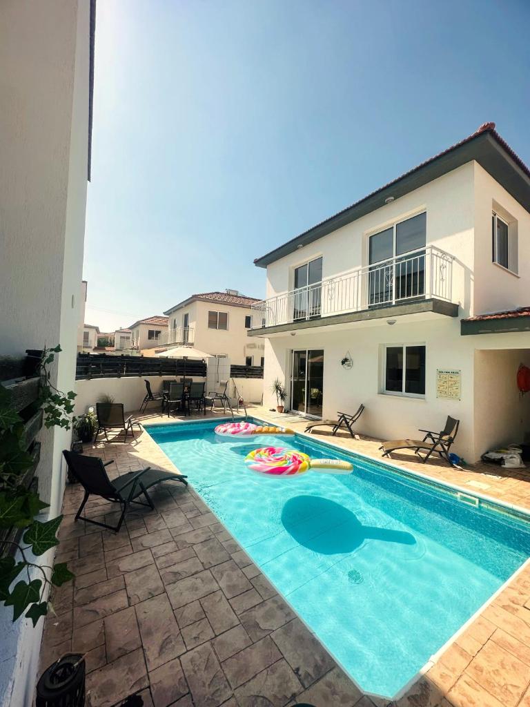 Athena Villa