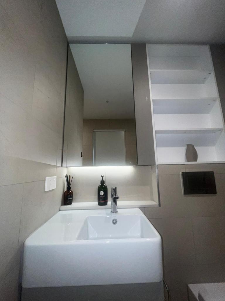 Quiet 1BR Retreat photo 2