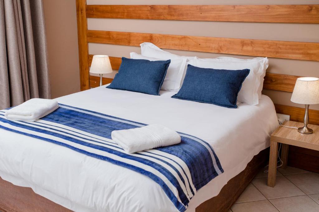 4 Gazelle Guesthouse photo 3