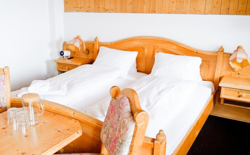 Hotel Postigliun Sedrun photo 2