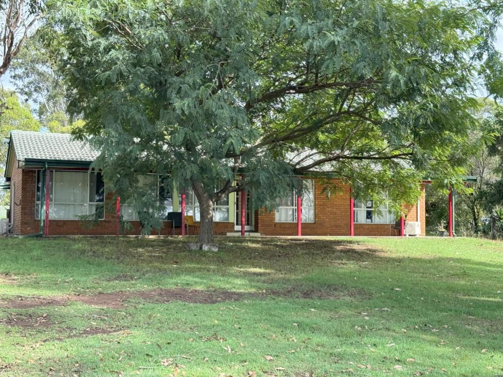 Home amongst the Gum Trees photo 1