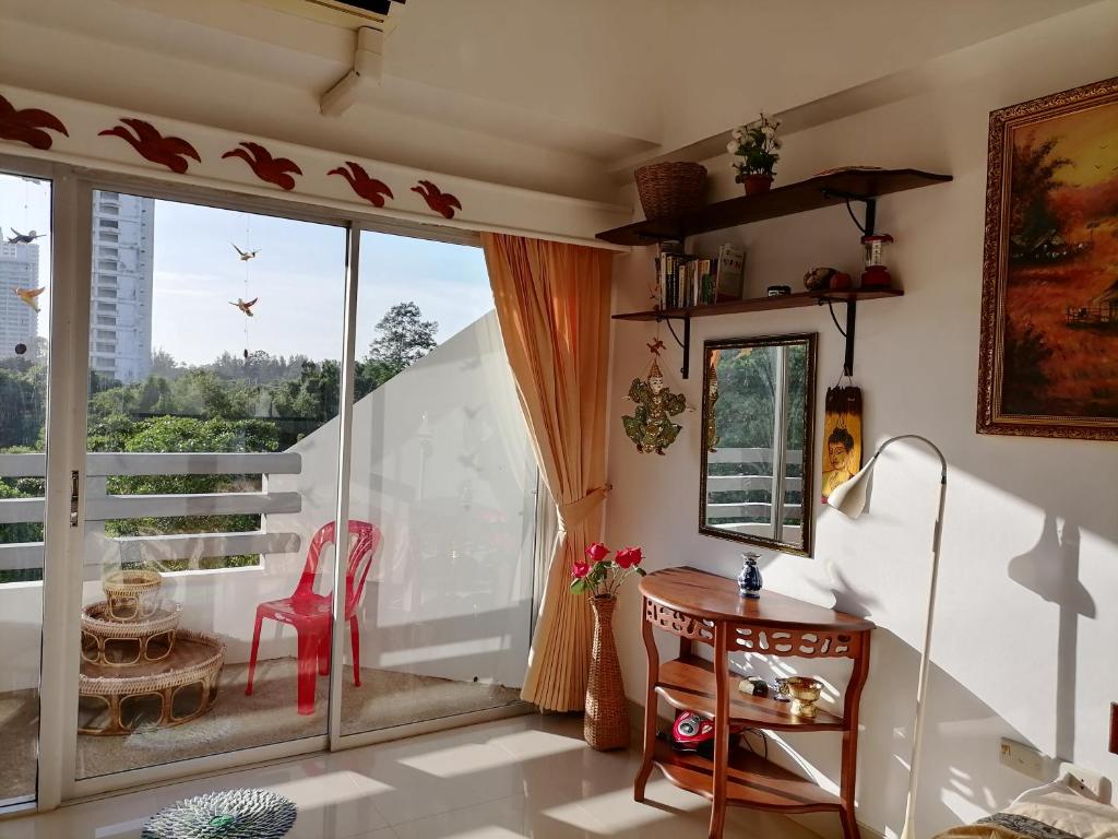 Beachfront Cozy Studio photo 3