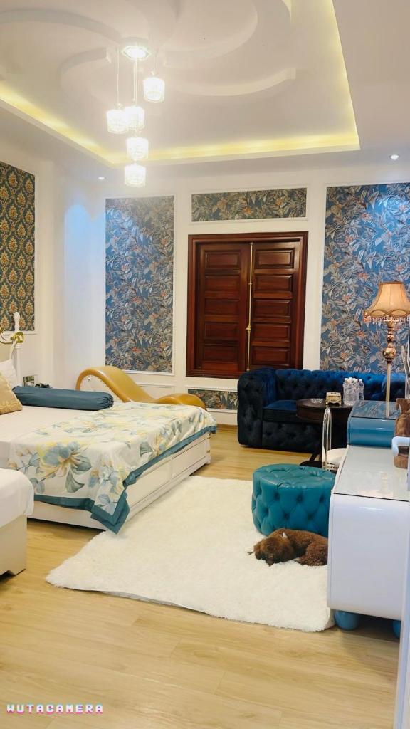 Luxury Hotel T&L photo 3