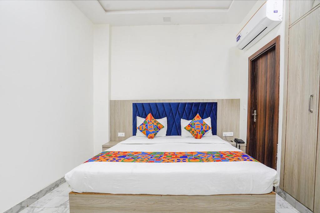 FabHotel Taj Avenue photo 1