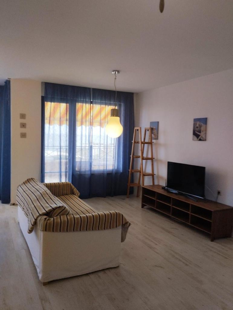 Golden Sands Rentals Apartments photo 4