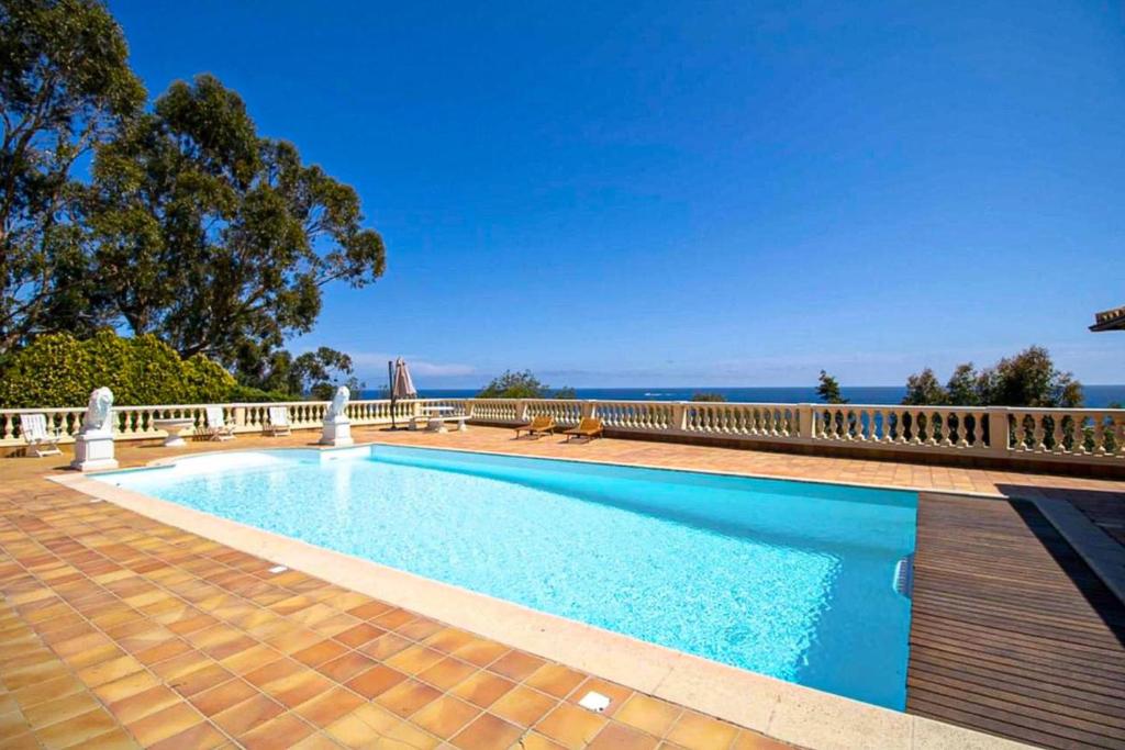Luxurious Villa for 10 People - Seaside - Private Pool