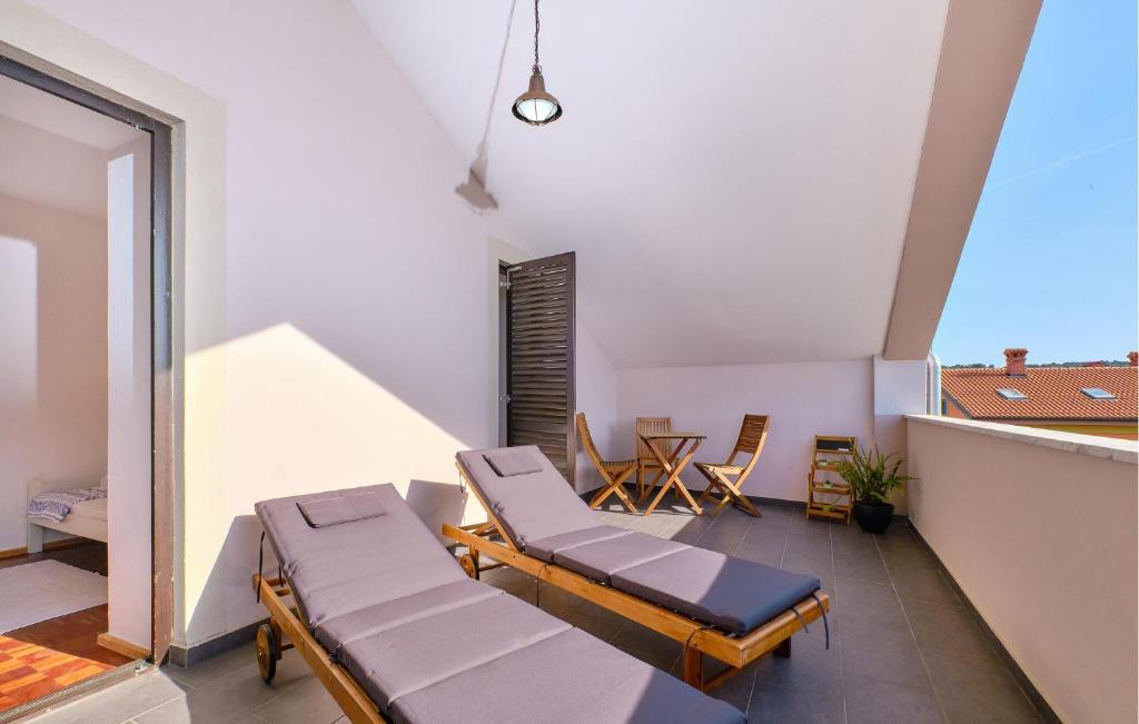 3 Bedroom Nice Apartment In Mali Losinj photo 3