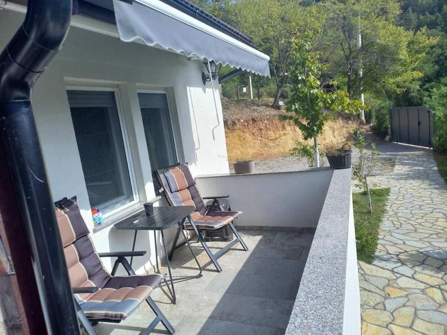 House in the hills photo 3