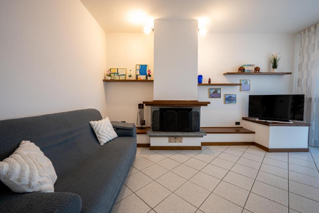 Three bedroom apartment - Lake view - Larihome A57 photo 4