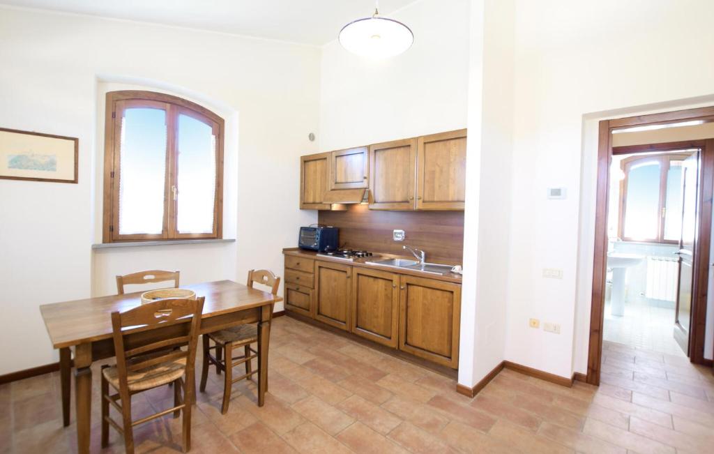 Amazing Apartment In Gubbio With Outdoor Swimming Pool photo 2