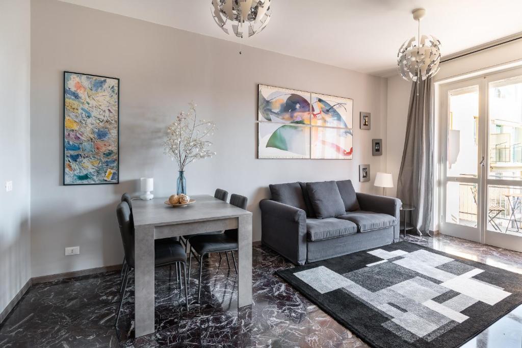 Spacious apartment 4 min to the beach photo 1