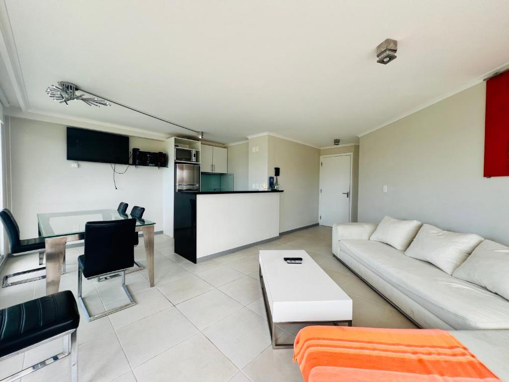 Ocean drive 2 full amenities photo 3