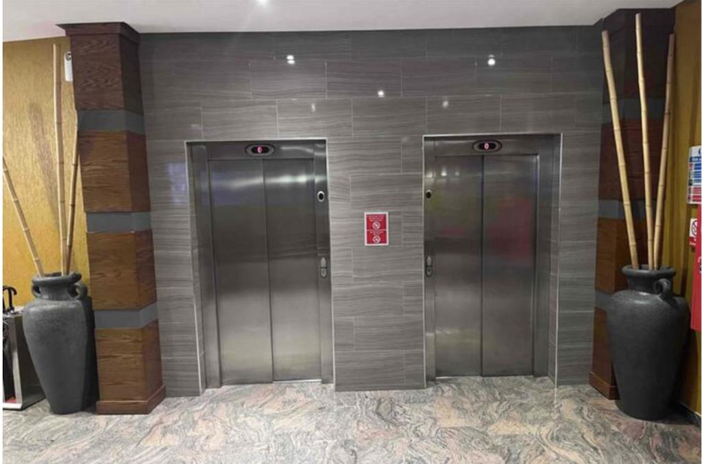 Wynn Apt - Luxe / Uninterrupted Power / Near Mall / Sleeps 3 photo 1