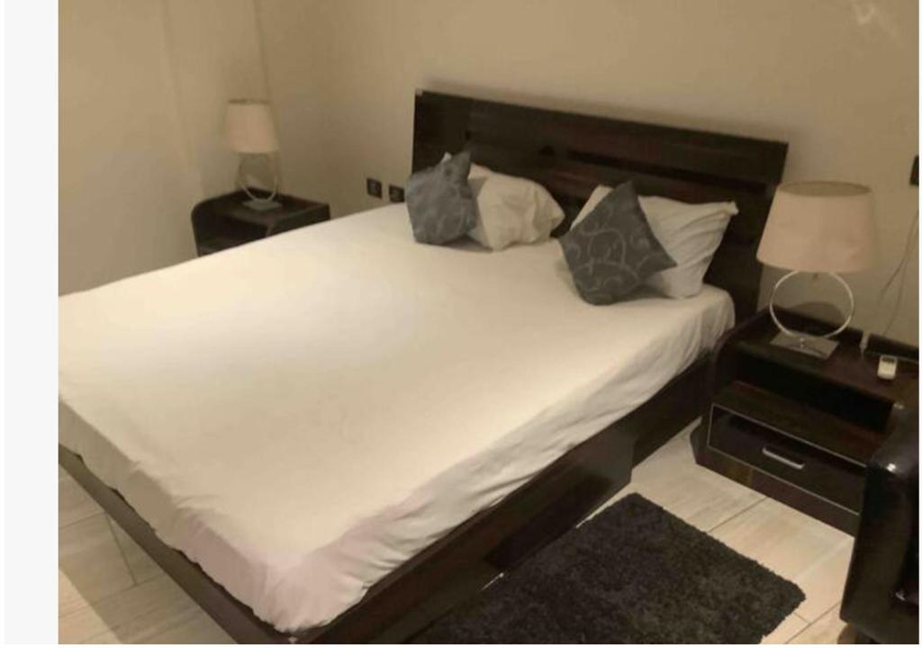 Wynn Apt - Luxe / Uninterrupted Power / Near Mall / Sleeps 3 photo 2