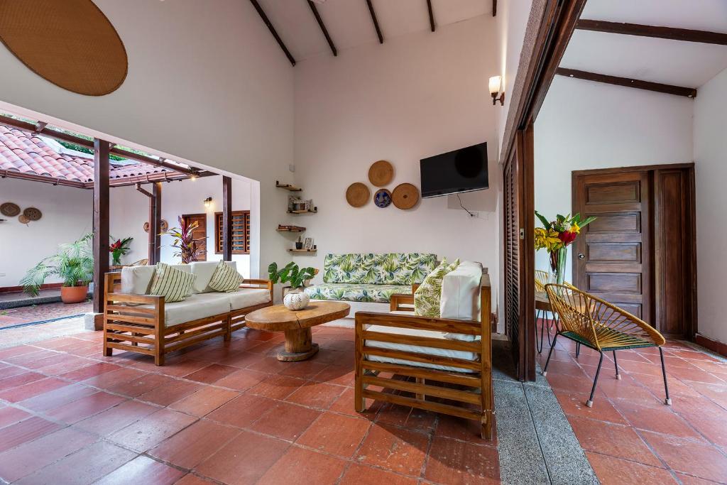 La Mello Adventure Lodge photo 2