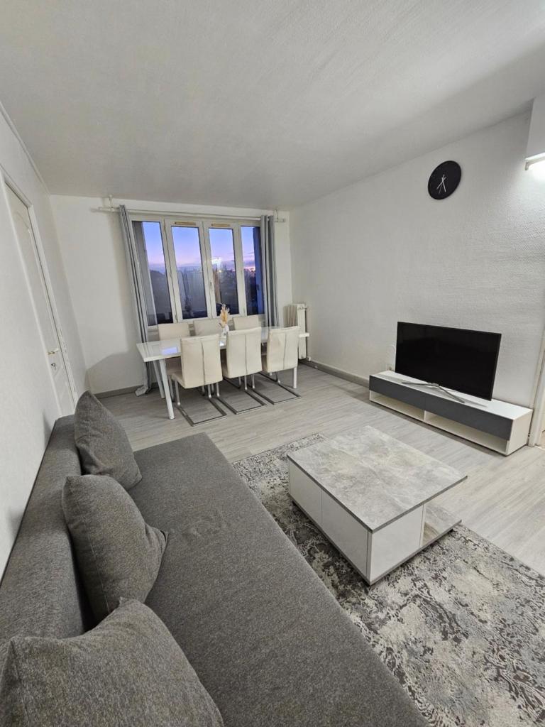 Bel appartement à Choisy-le-roi photo 2