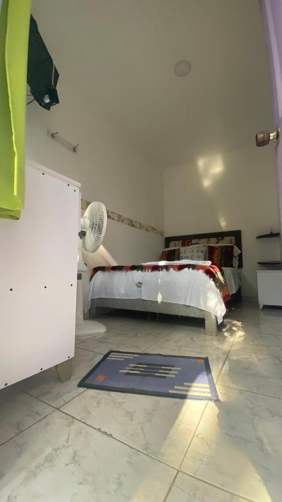 House Marfito Airport photo 2