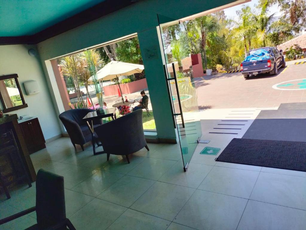 HOTEL PUNTA GALERIA photo 2