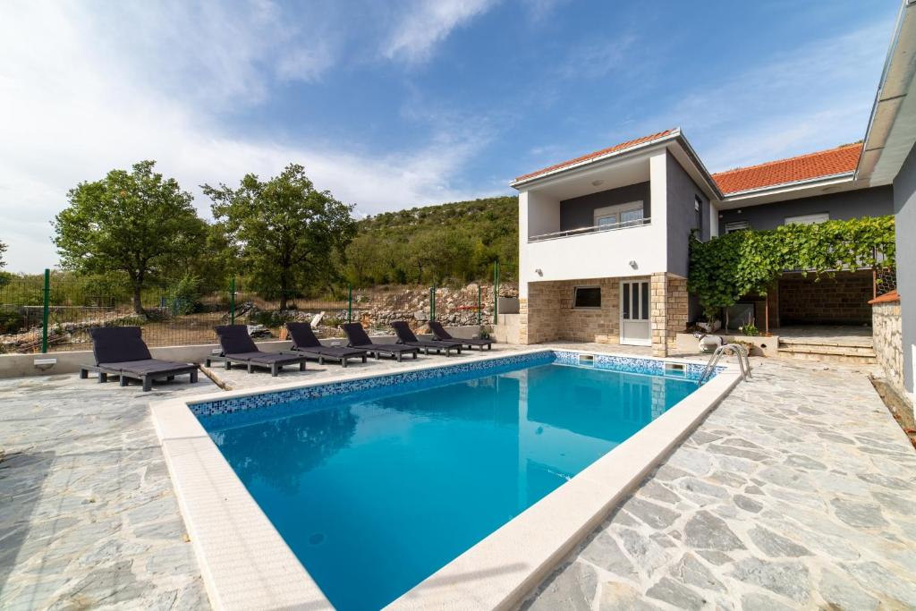 Family friendly house with a swimming pool Trolokve, Zagora - 22652
